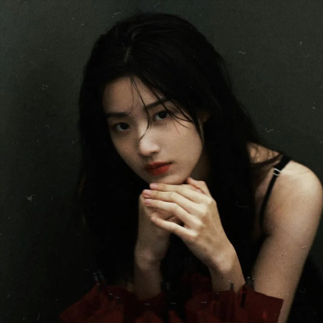女猫